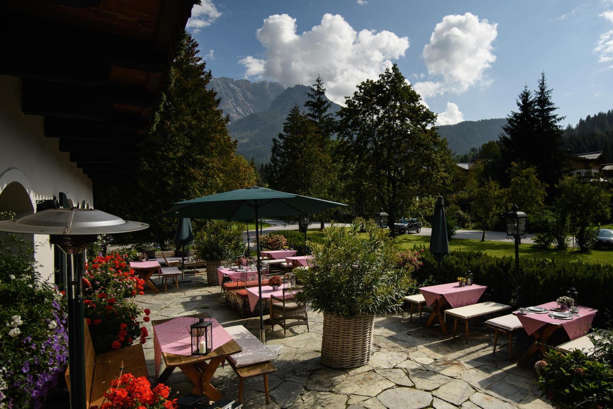 House Of Huetter - Wachtelhof & Spa Maria Alm am Steinernen Meer Bagian luar foto